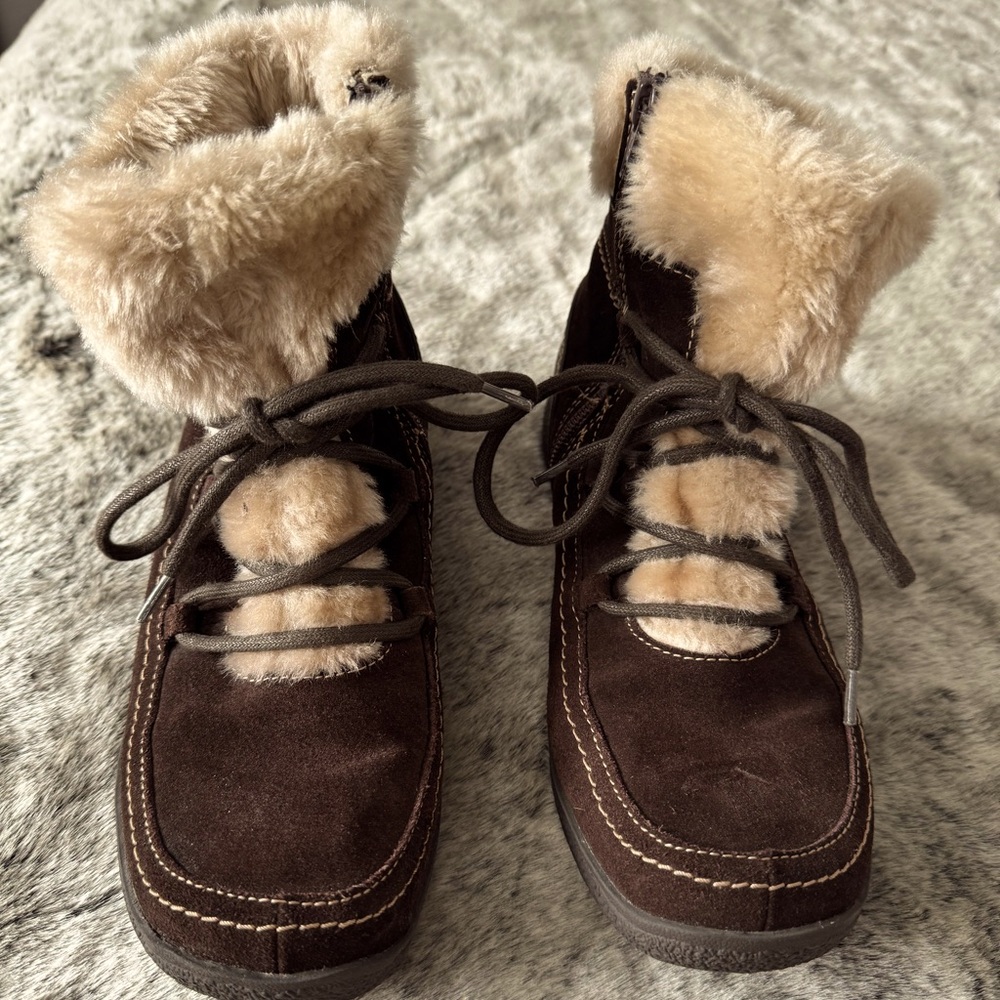 Bare Traps: suede booties: like new